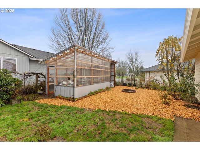 1997 Sw OLEANDER Ct, Mc Minnville, OR 97128