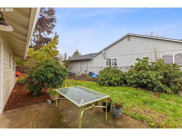 1997 Sw OLEANDER Ct, Mc Minnville, OR 97128