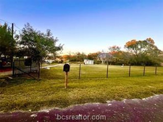 274 Lcr 911, Jewett, TX 75846