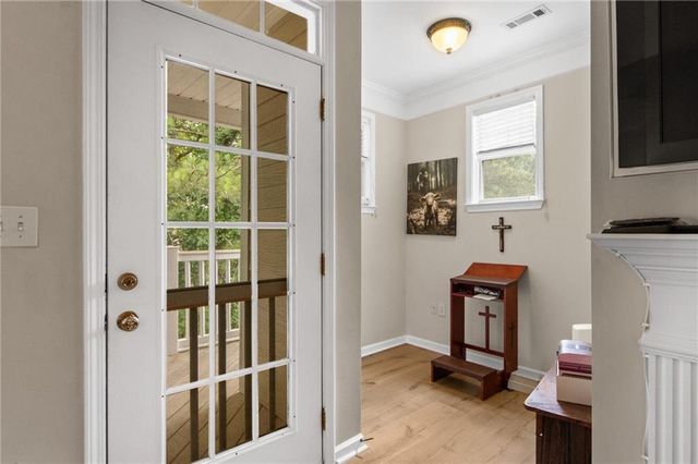 933 Sandringham Drive 933, Alpharetta, GA 30004