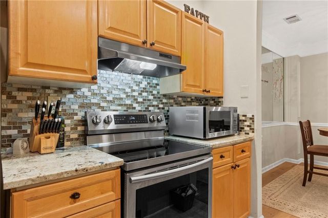 933 Sandringham Drive 933, Alpharetta, GA 30004