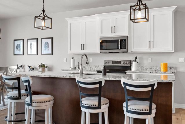 2885 SUSSEX ROAD, Green Bay, WI 54311