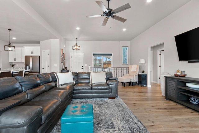 2885 SUSSEX ROAD, Green Bay, WI 54311