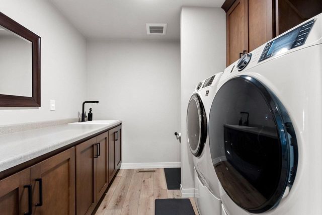 2885 SUSSEX ROAD, Green Bay, WI 54311