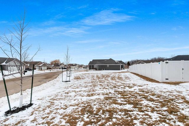2885 SUSSEX ROAD, Green Bay, WI 54311