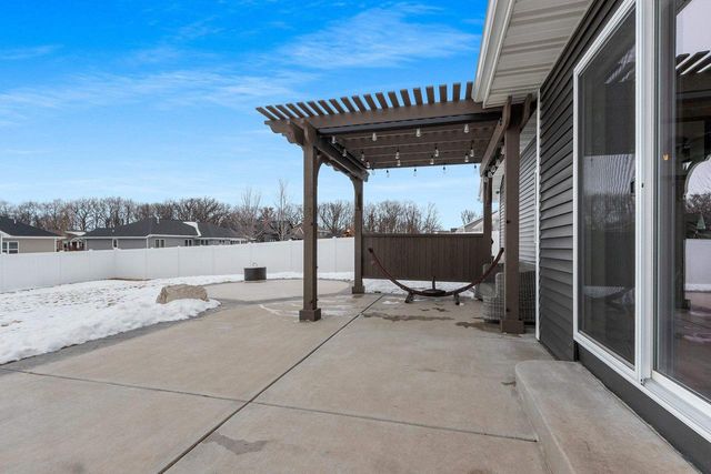 2885 SUSSEX ROAD, Green Bay, WI 54311