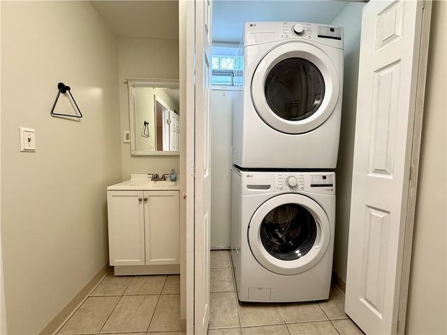 3037 Churchview Ave, Baldwin Boro, PA 15227