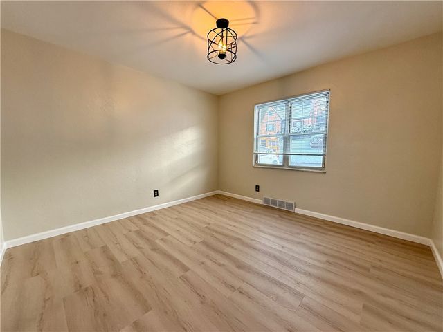 3037 Churchview Ave, Baldwin Boro, PA 15227