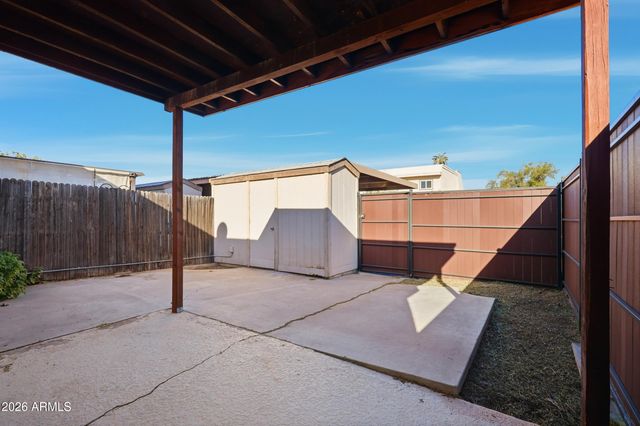 1033 E BENDIX Drive, Tempe, AZ 85283