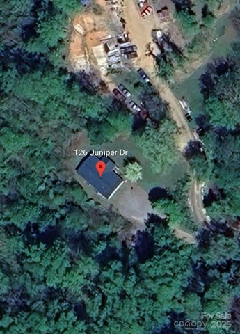 126 Juniper Drive, Burnsville, NC 28714