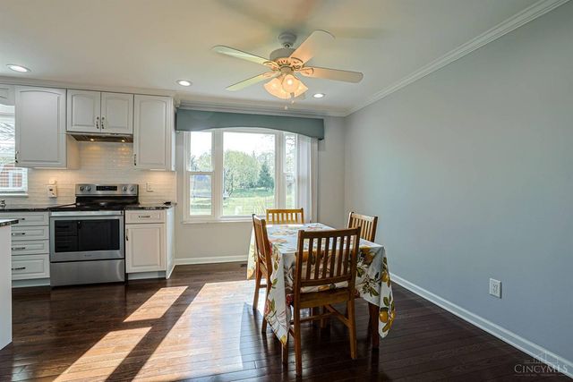 2030 Winding Creek Lane, Mason, OH 45040