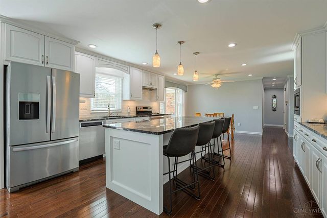 2030 Winding Creek Lane, Mason, OH 45040