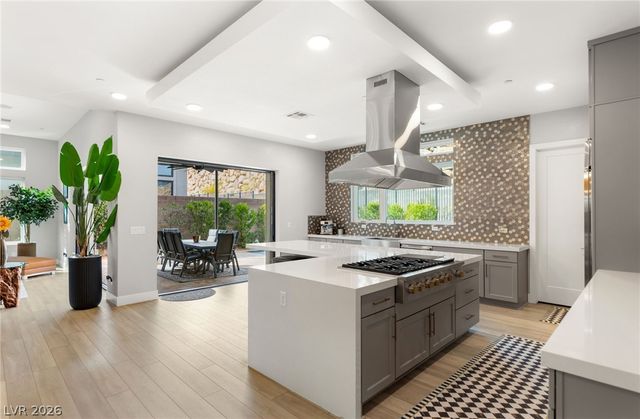 445 Cliff Terrace Avenue, Las Vegas, NV 89138