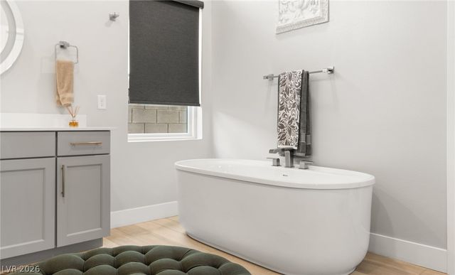 445 Cliff Terrace Avenue, Las Vegas, NV 89138