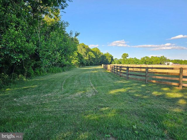 15512 MOUNT NEBO RD, Poolesville, MD 20837