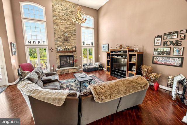15512 MOUNT NEBO RD, Poolesville, MD 20837
