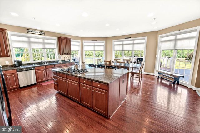 15512 MOUNT NEBO RD, Poolesville, MD 20837