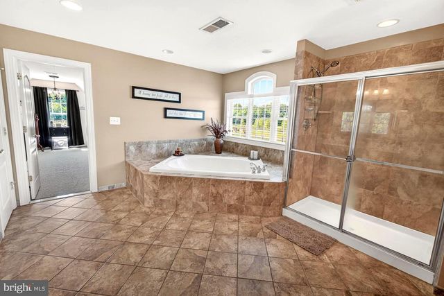 15512 MOUNT NEBO RD, Poolesville, MD 20837