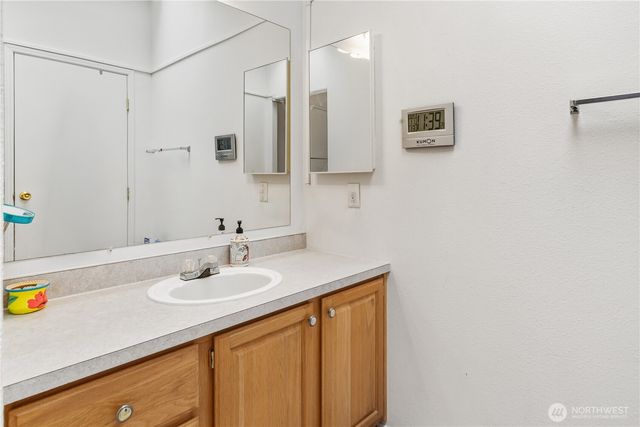 7083 NE Taurus Lane, Bremerton, WA 98311