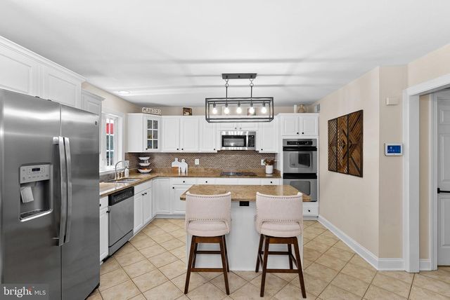 7214 CALAMO ST, Springfield, VA 22150