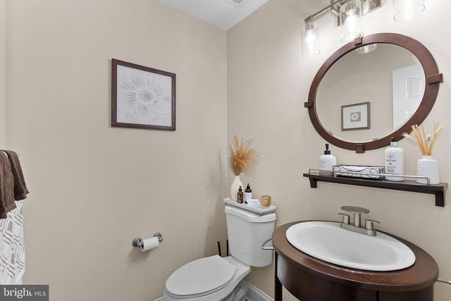7214 CALAMO ST, Springfield, VA 22150
