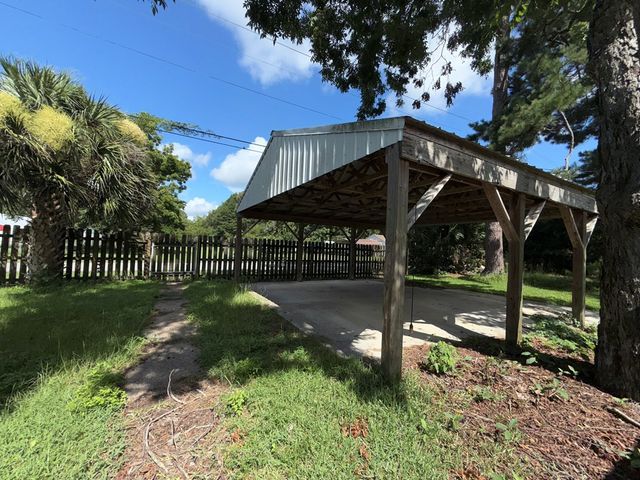 282 Central St., Dothan, AL 36301