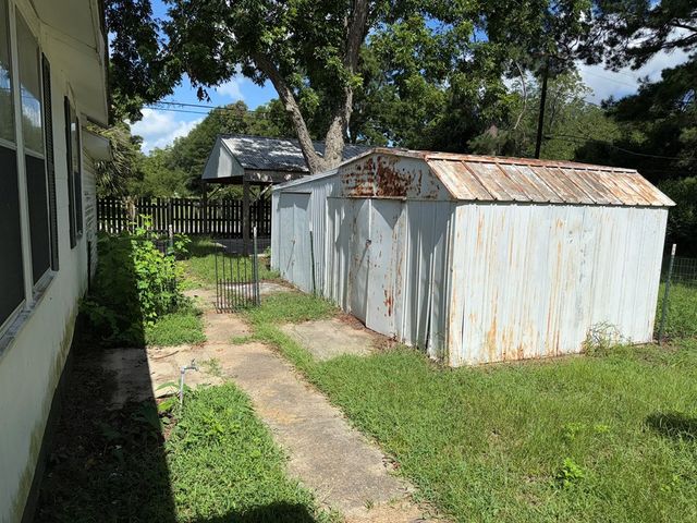 282 Central St., Dothan, AL 36301