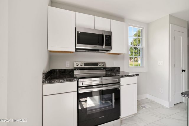 305 E Harnett Street, Benson, NC 27504