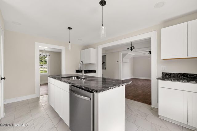 305 E Harnett Street, Benson, NC 27504