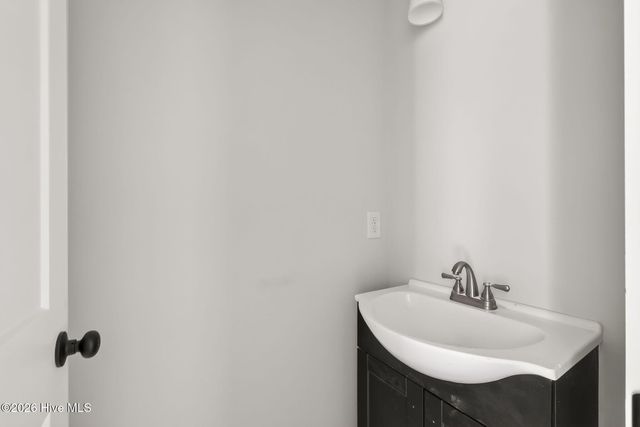 305 E Harnett Street, Benson, NC 27504