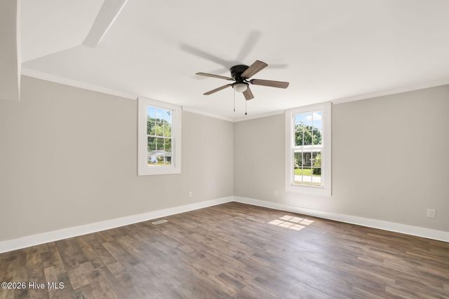 305 E Harnett Street, Benson, NC 27504