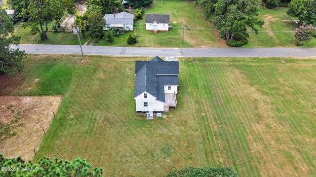 305 E Harnett Street, Benson, NC 27504
