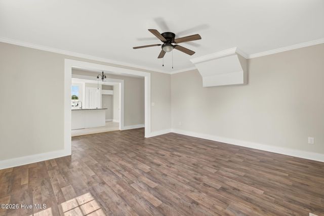 305 E Harnett Street, Benson, NC 27504
