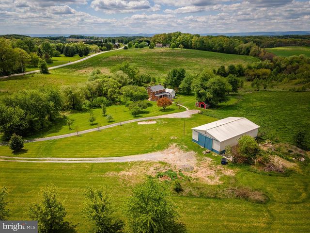 2100 BLACKS SCHOOL HOUSE RD, Taneytown, MD 21787