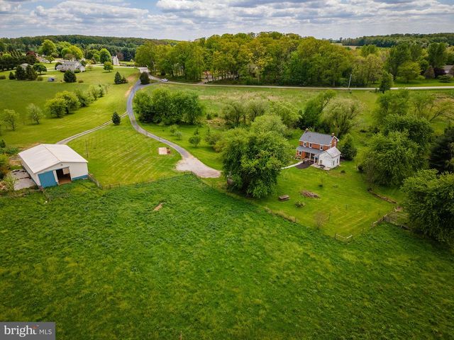 2100 BLACKS SCHOOL HOUSE RD, Taneytown, MD 21787