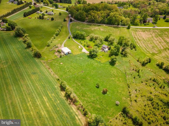 2100 BLACKS SCHOOL HOUSE RD, Taneytown, MD 21787