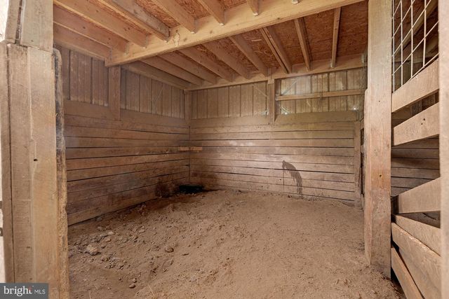 2100 BLACKS SCHOOL HOUSE RD, Taneytown, MD 21787