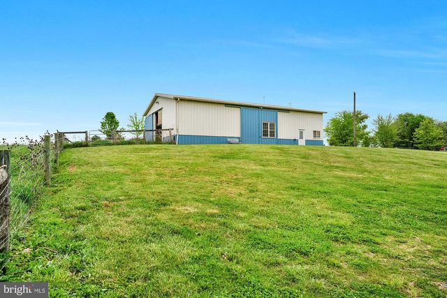 2100 BLACKS SCHOOL HOUSE RD, Taneytown, MD 21787