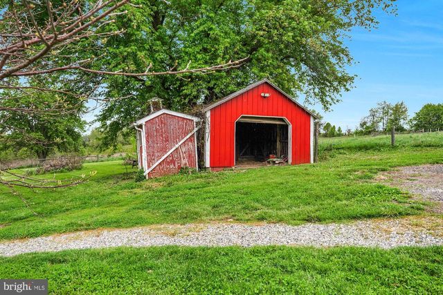 2100 BLACKS SCHOOL HOUSE RD, Taneytown, MD 21787