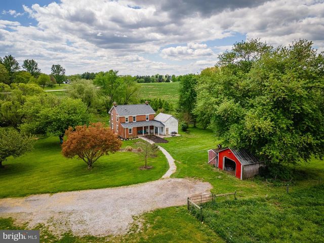 2100 BLACKS SCHOOL HOUSE RD, Taneytown, MD 21787