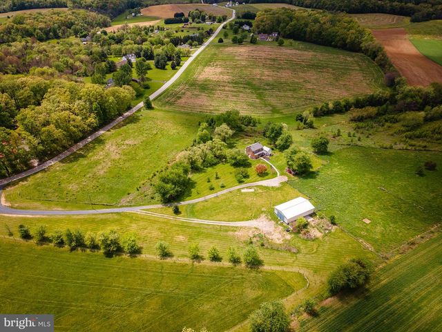 2100 BLACKS SCHOOL HOUSE RD, Taneytown, MD 21787
