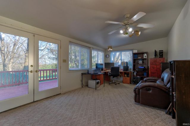 2423 Luigs Road, Wadesville, IN 47638