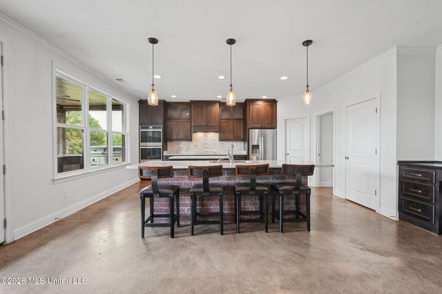 4298 Glynn Valley East Road, Byhalia, MS 38611