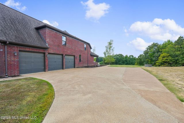4298 Glynn Valley East Road, Byhalia, MS 38611