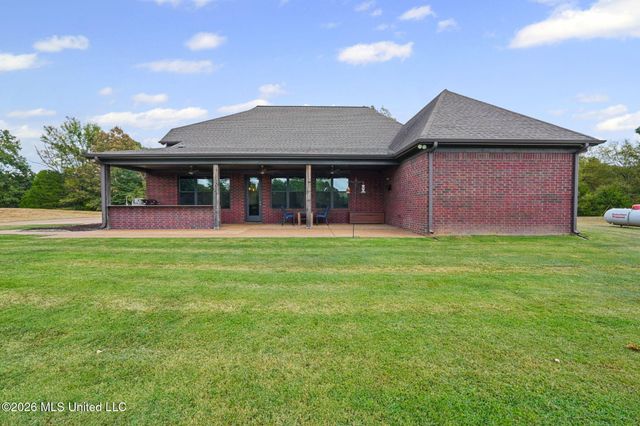 4298 Glynn Valley East Road, Byhalia, MS 38611
