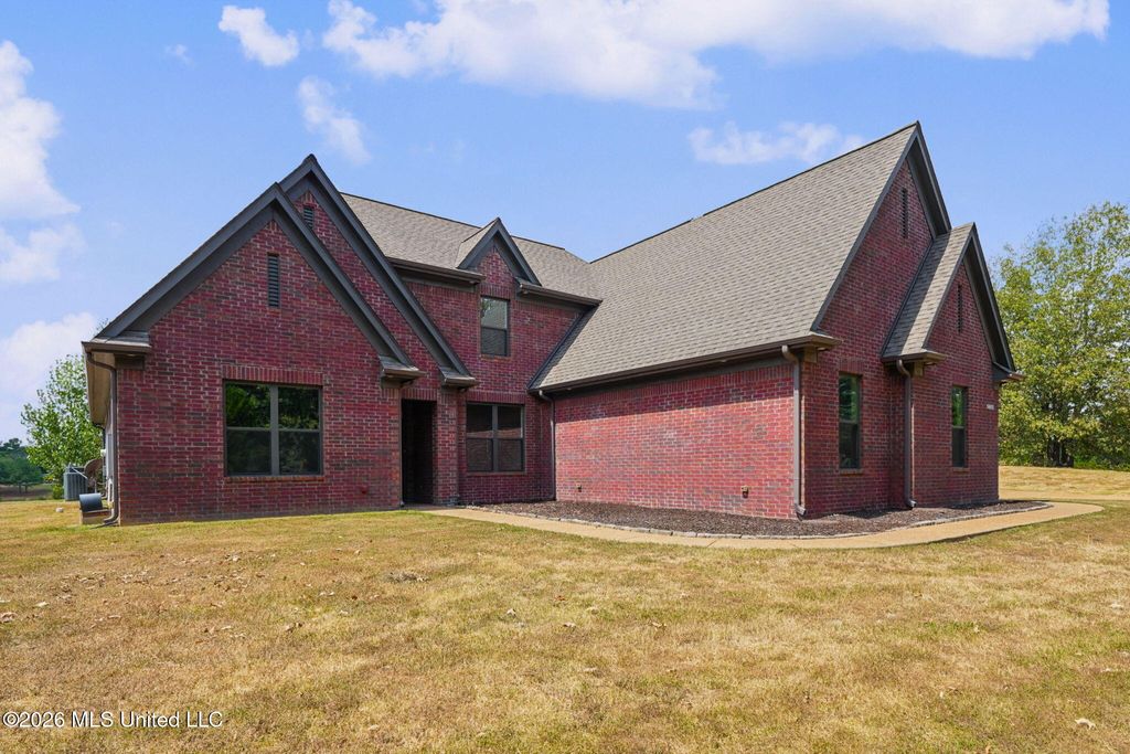 4298 Glynn Valley East Road, Byhalia, MS 38611 — photo 2