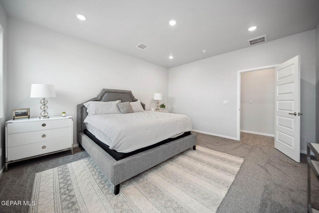 13973 Thunder Sky Avenue, El Paso, TX 79928