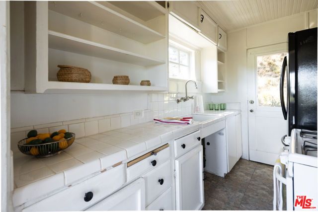 1856 Jewett Drive, Los Angeles, CA 90046