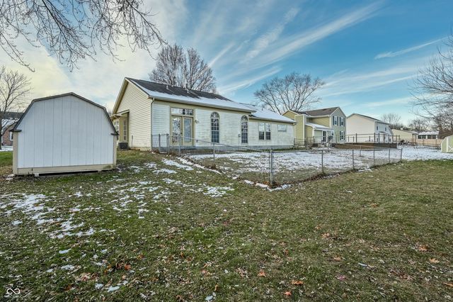 7648 Madden Lane, Fishers, IN 46038