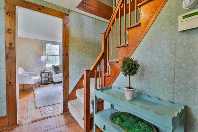 1 Featherbed Lane, Derry, NH 03038